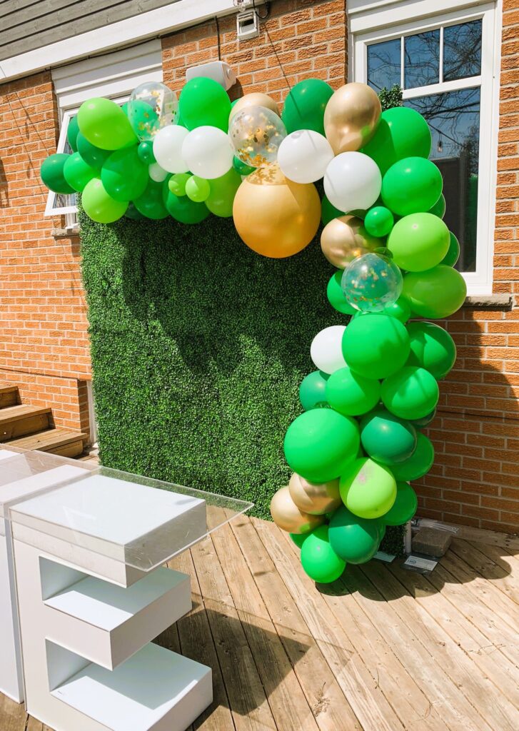 Brampton Green Grass Flower Wall with Multi-Coloured Balloon Decor